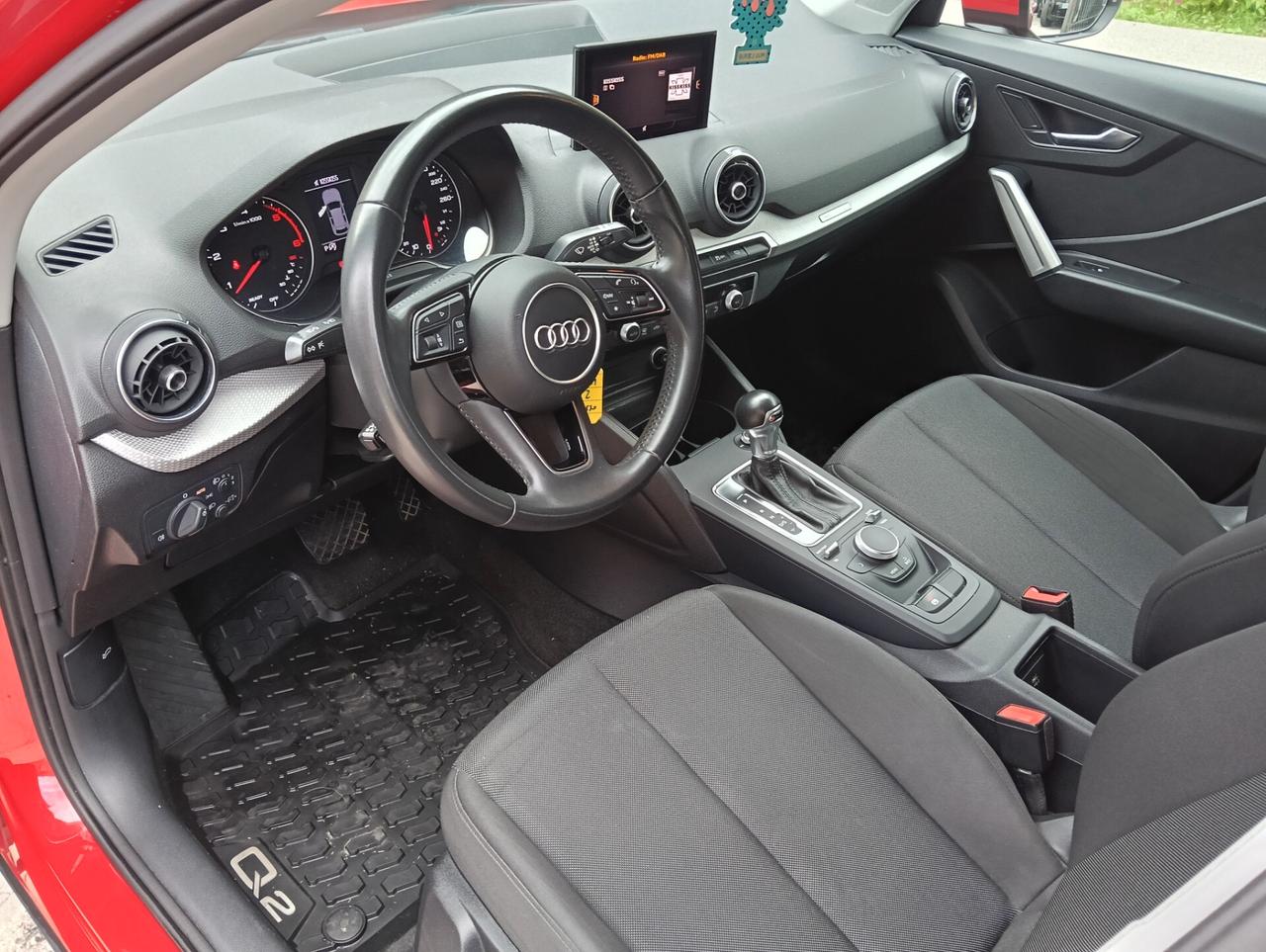 Audi Q2 30 TDI Business Design