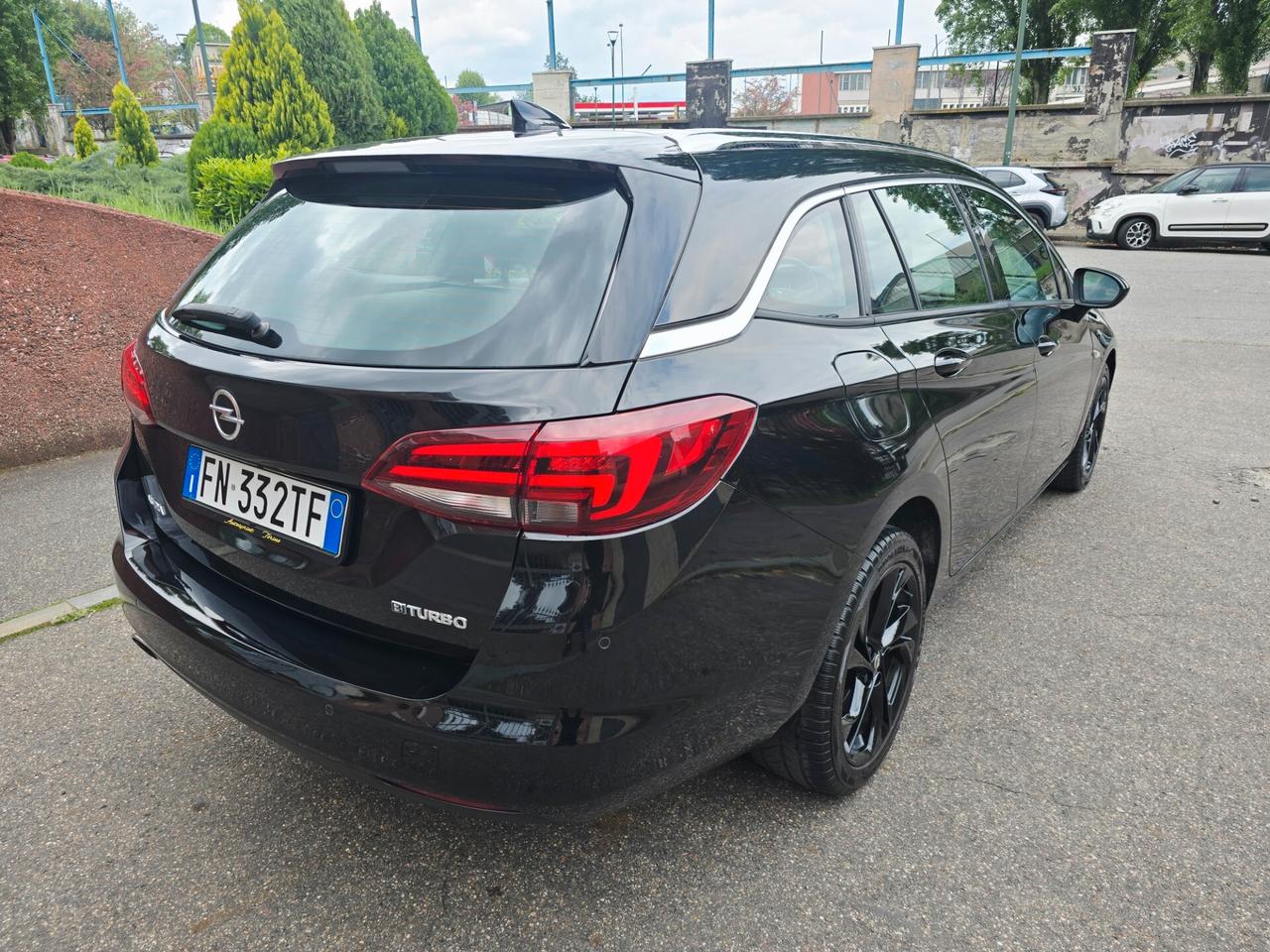 Opel Astra SportsTourer Cosmo 1.6 cdti (160cv) S&S Innovation