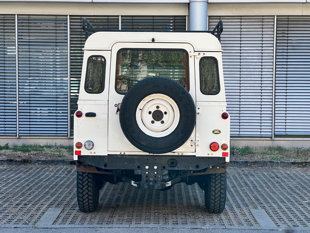 Land Rover Defender 110 ~Gancio di traino~8 posti~Aria condizionata~Pelle