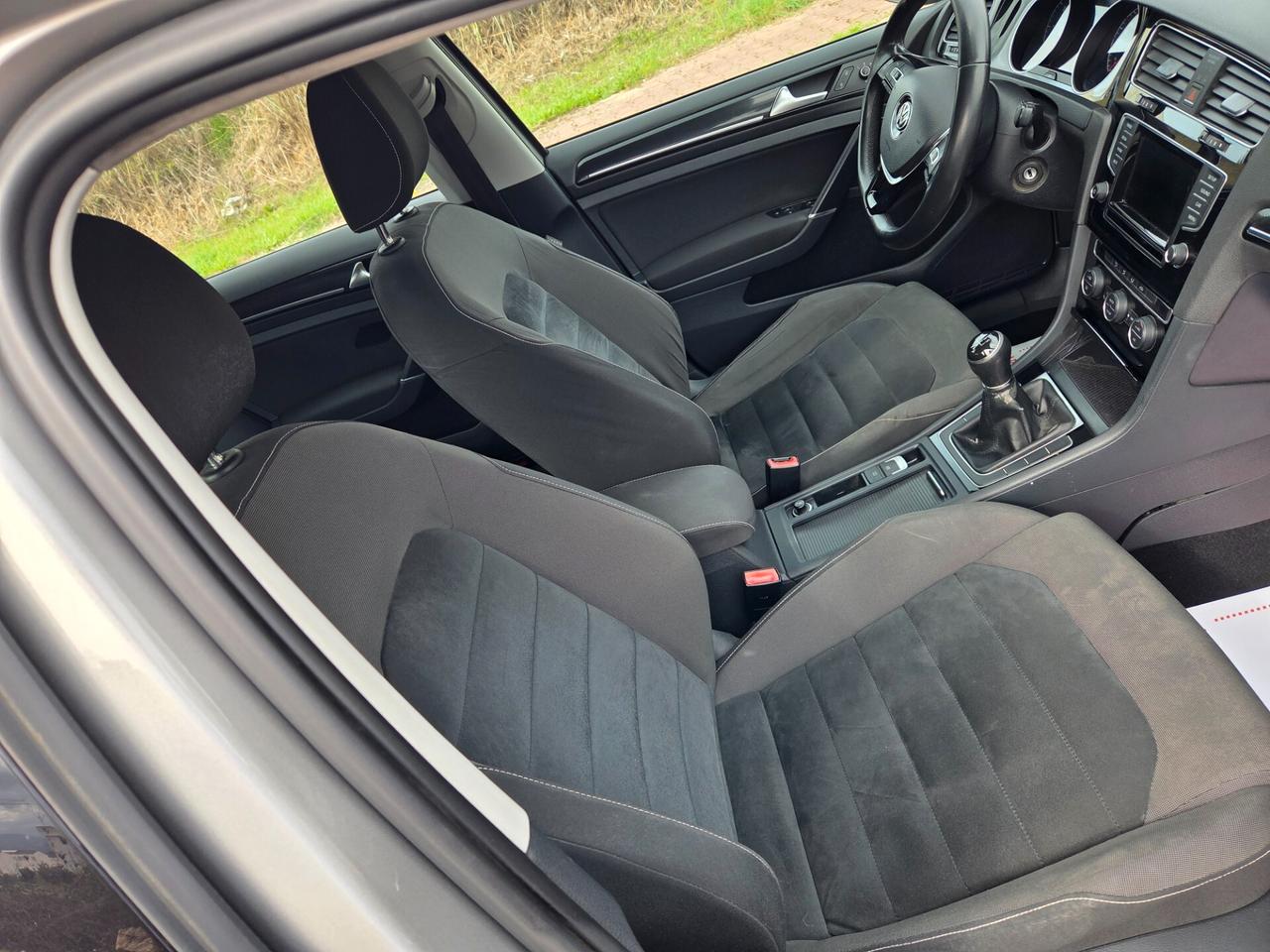 Volkswagen Golf 1.6 TDI 5p. Highline BlueMotion Technology 2013