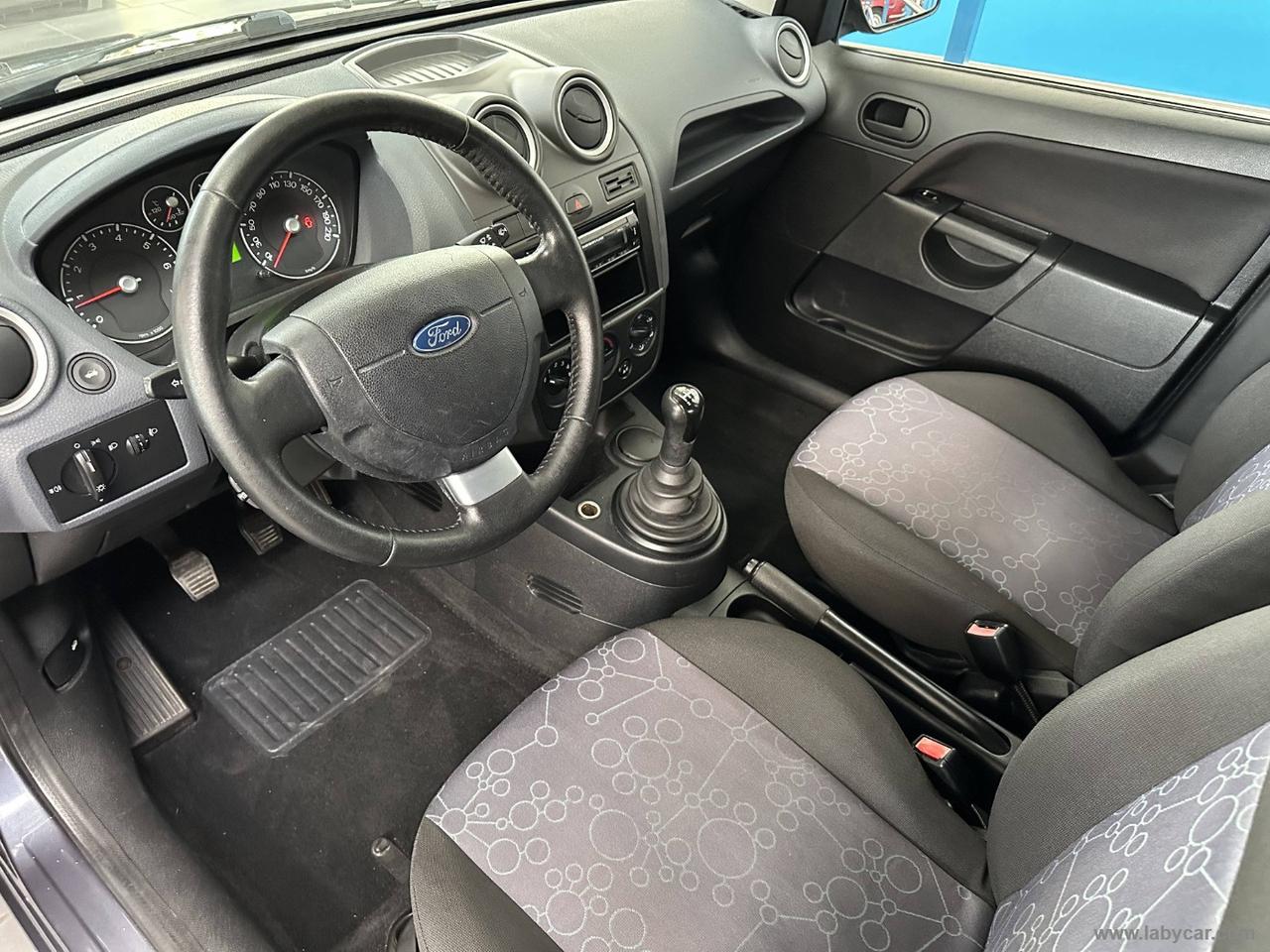 FORD Fiesta 1.2 16V 5p. Titanium