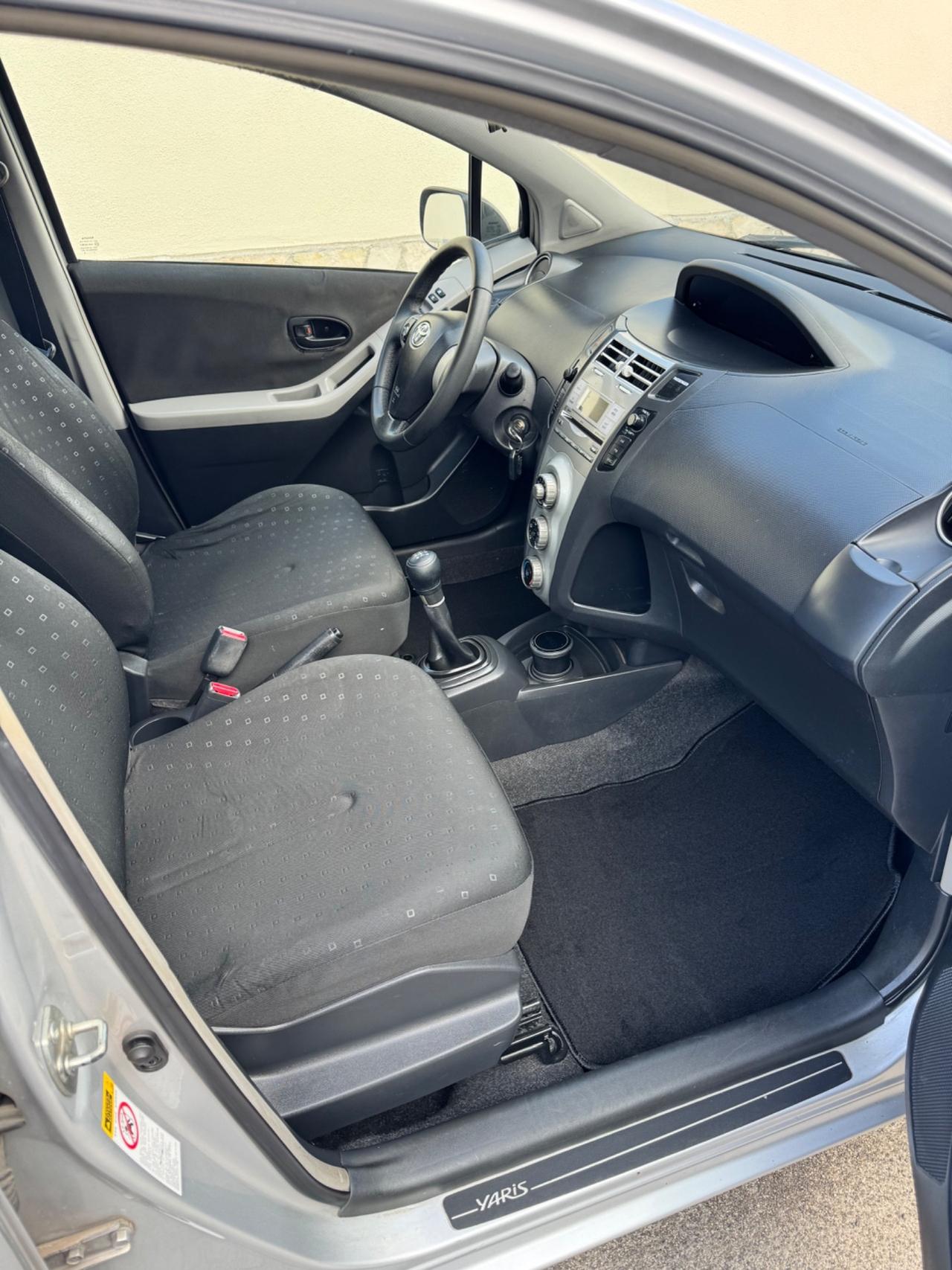 Toyota Yaris 1.0 unico proprietario