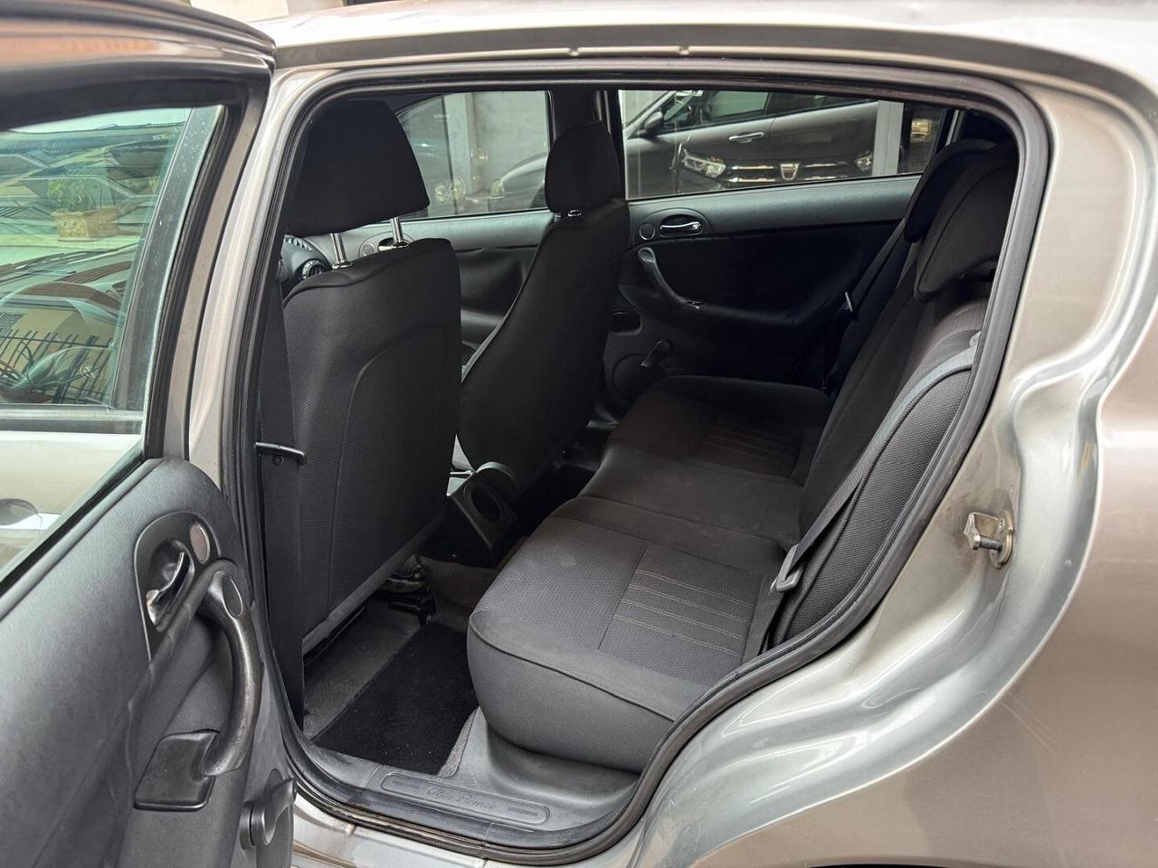 ALFA ROMEO 147 1.6 16V TS 5 porte Distincite GPL