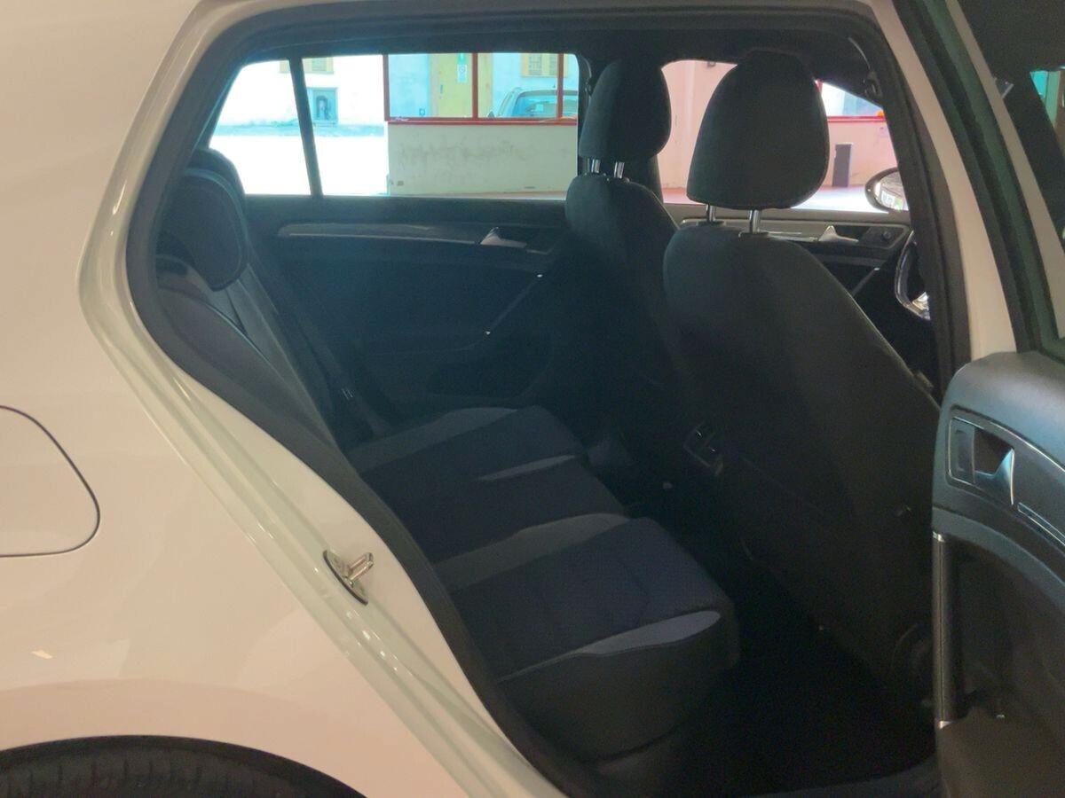 Volkswagen Golf 1.6 TDI 115 CV DSG r-line Sport 2018