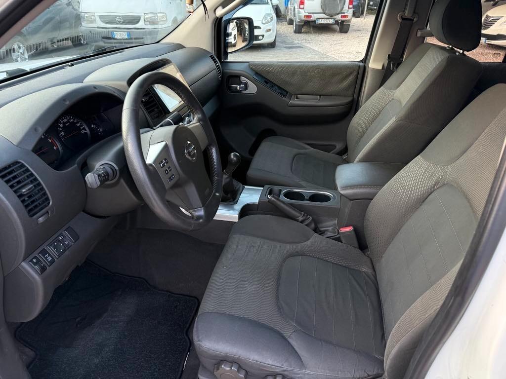 Nissan Navara 2.5 dCi 190CV 4 porte Double Cab XE