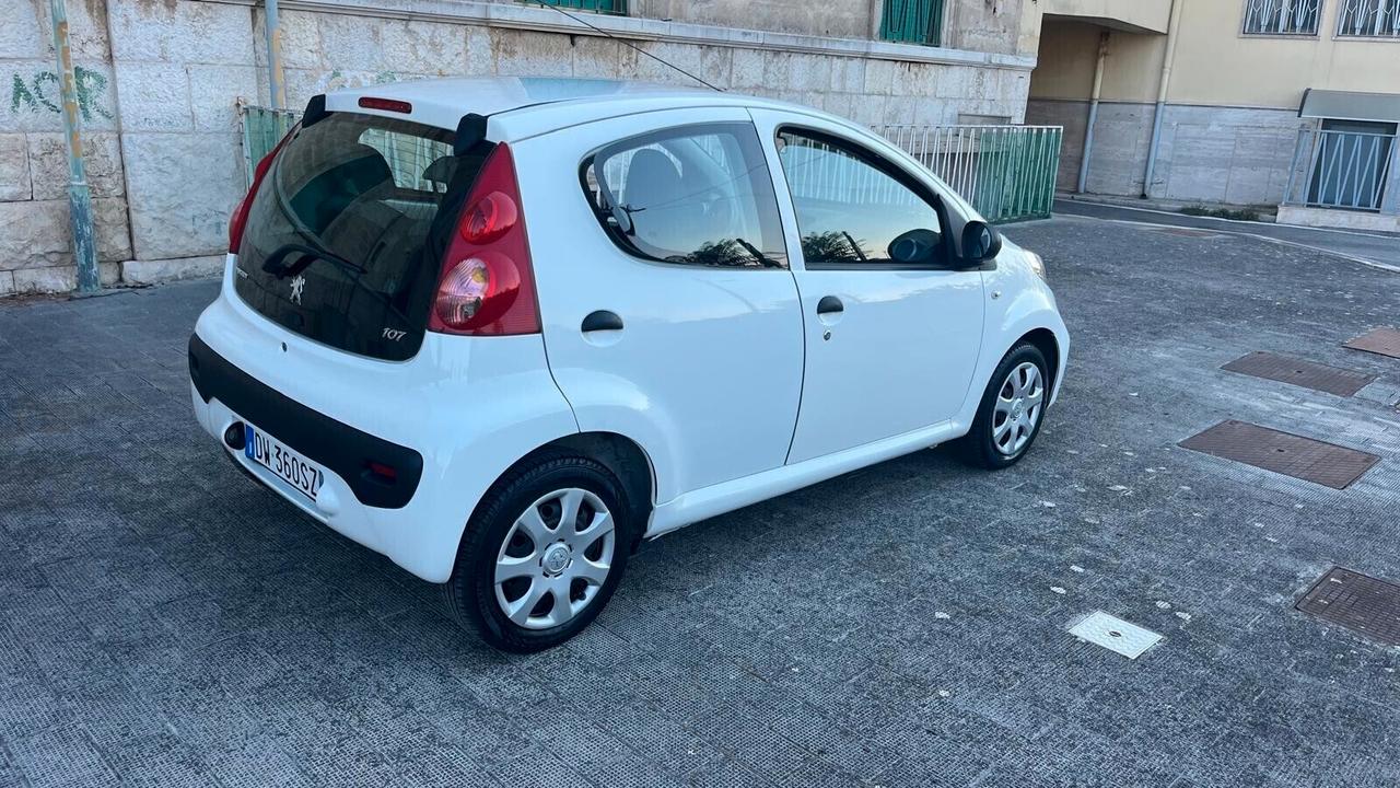 Peugeot 107 1.0 68CV 5p. Plaisir Km 52.000