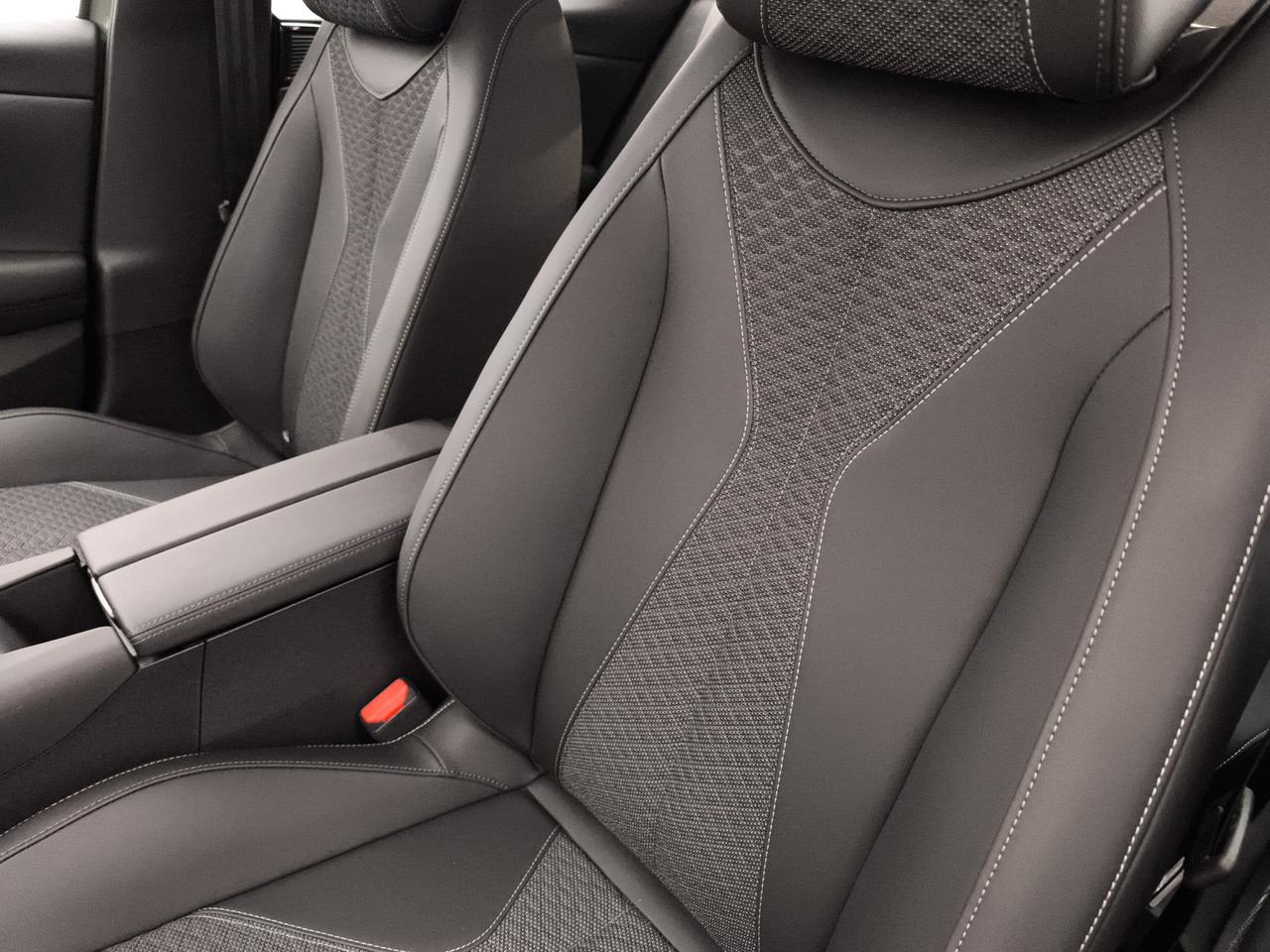 DS DS4 1.6 e-tense Trocadero auto
