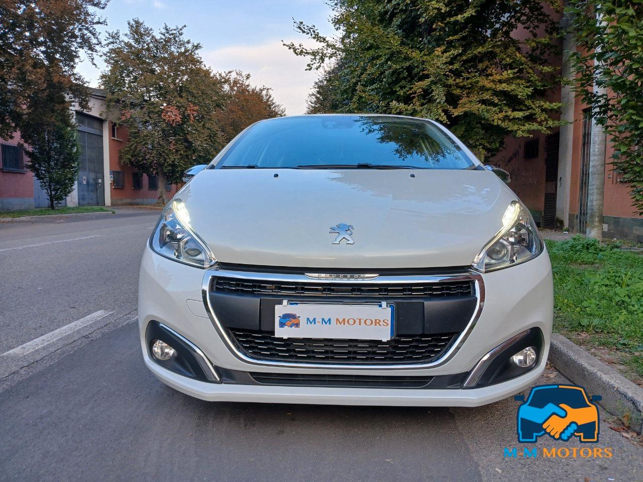 Peugeot 208 5 Porte 208 5p 1.2 puretech Signature s&s 82cv