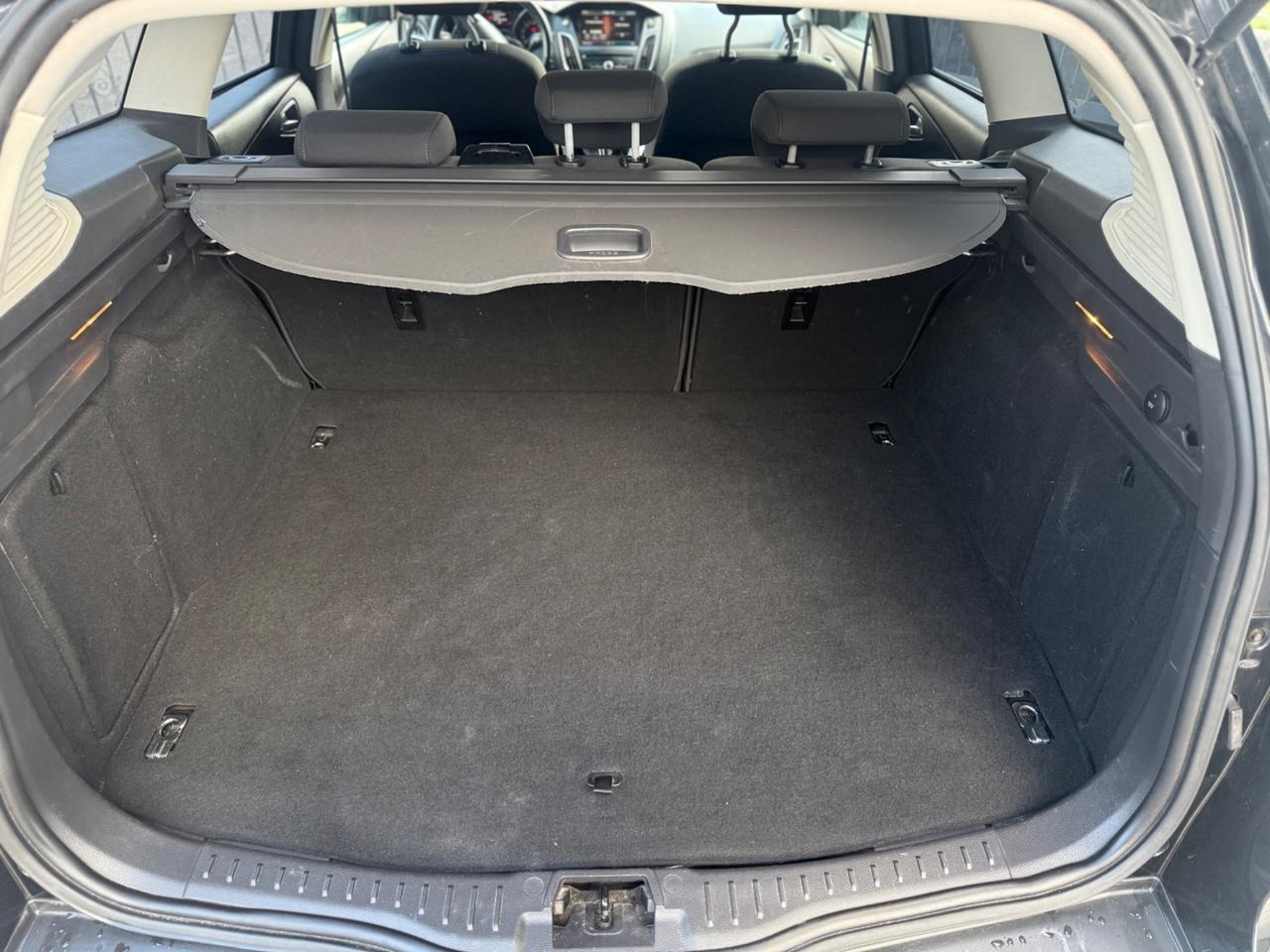 Ford Focus 1.5 TDCi TITANIUM NEOPAT. 2015 EURO 6