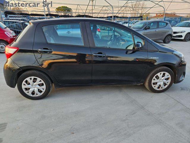 TOYOTA Yaris Yaris III 2017 5p 1.5h Business - FW366AT