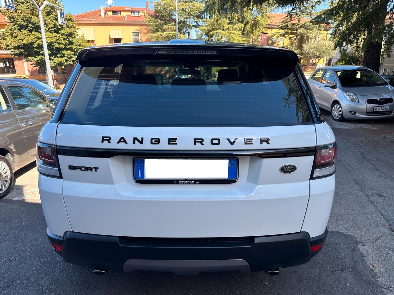 Land Rover Range Rover Sport Range Rover Sport 3.0 TDV6 HSE Dynamic PANORAMA / R22 / SOSP. PNEUM.