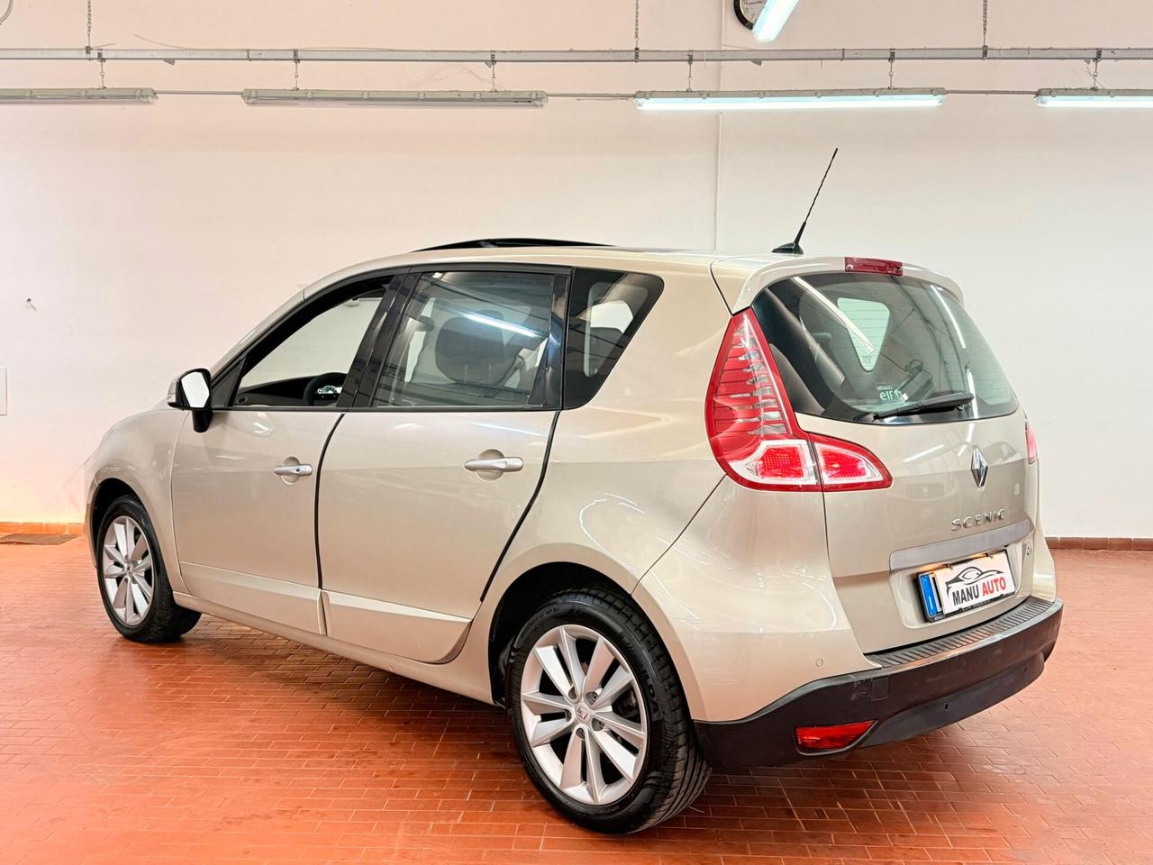 Renault Scenic X-Mod 1.5 dCi 110CVDynamique