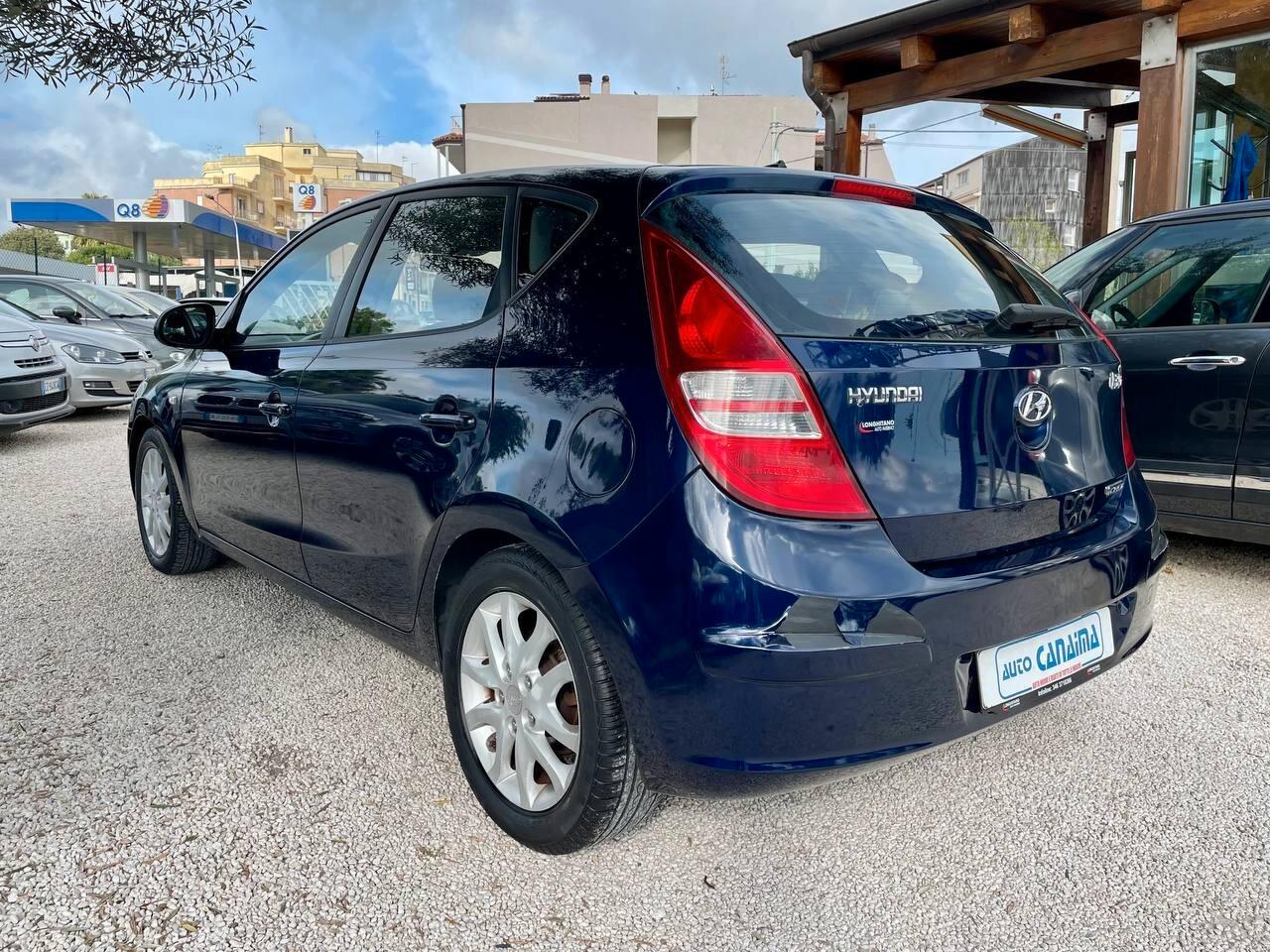 HYUNDAI i30 1.6 CRDI - 2008