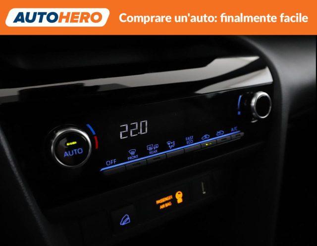 TOYOTA Yaris Cross 1.5 Hybrid 5p. E-CVT AWD-i Orange Edition
