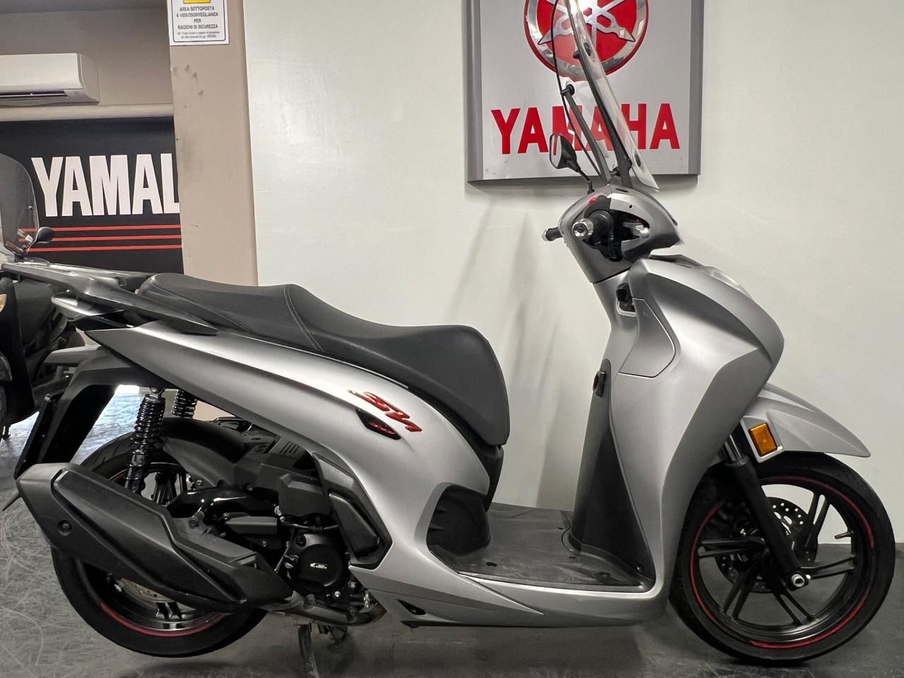 Honda SH 350 i sport