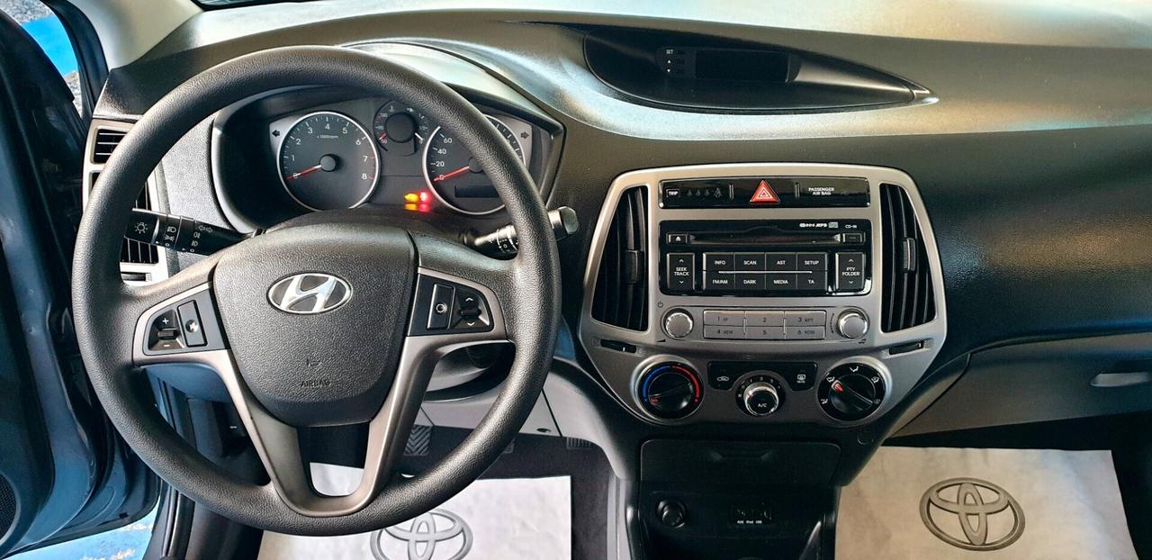 HYUNDAI IX20 1.2 BENZINA 49 MILA KM. OK NEOPATENTATI