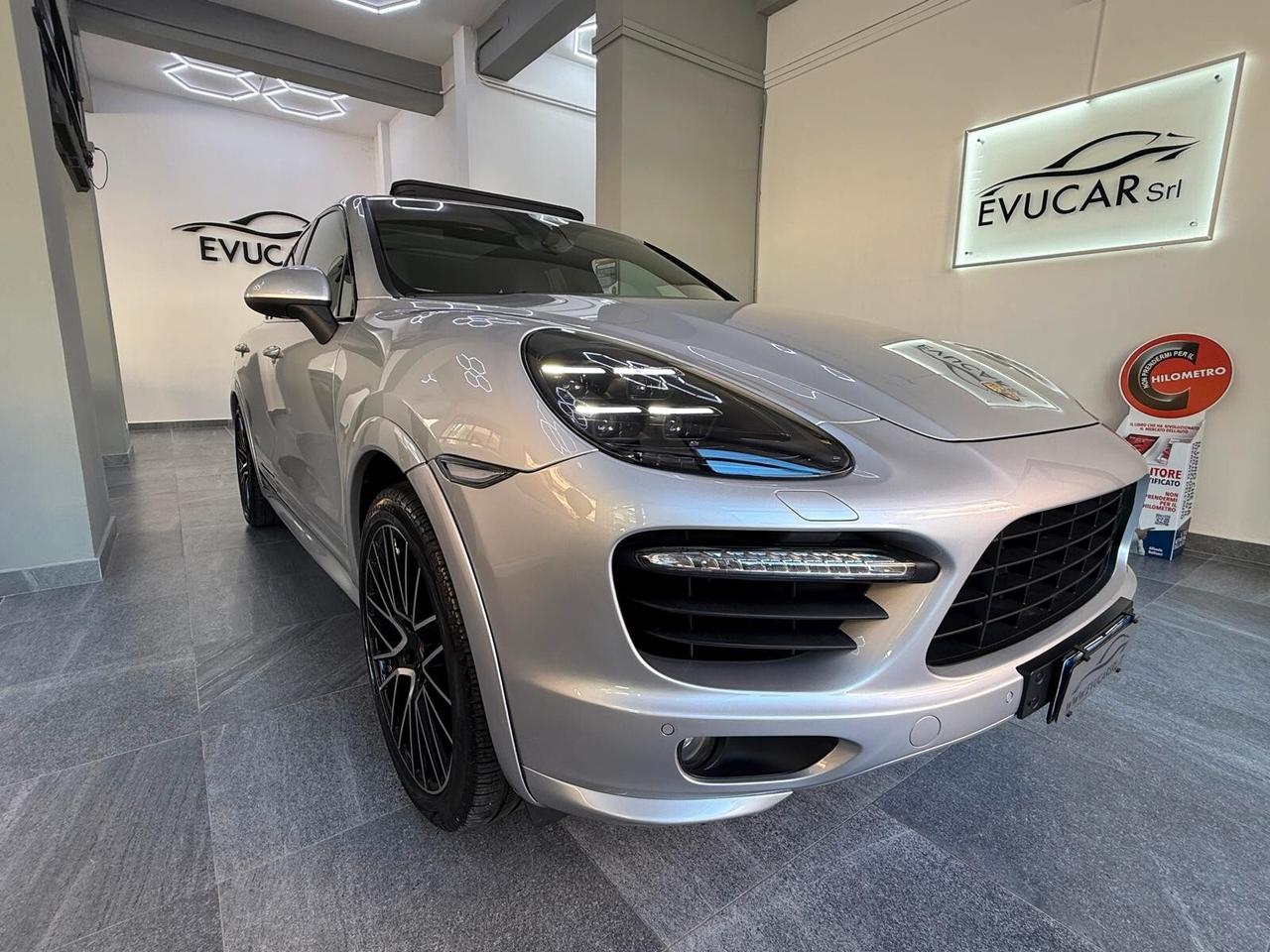 Porsche Cayenne 4.8 GTS