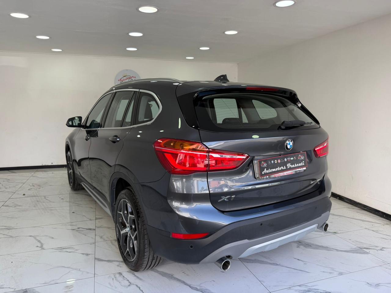 Bmw X1 sDrive18d xLine-AUTOMATICA-LED-2019