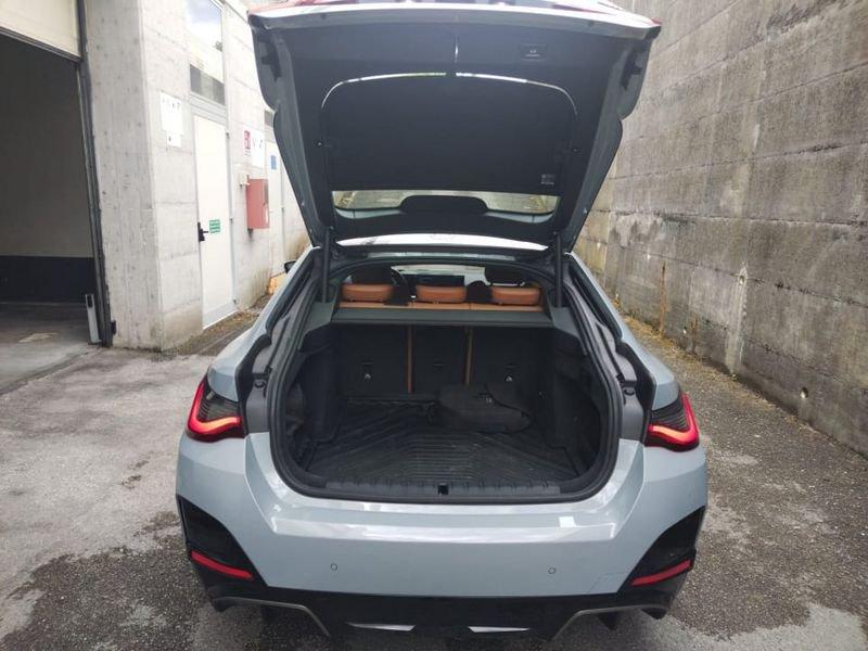BMW i4 M50