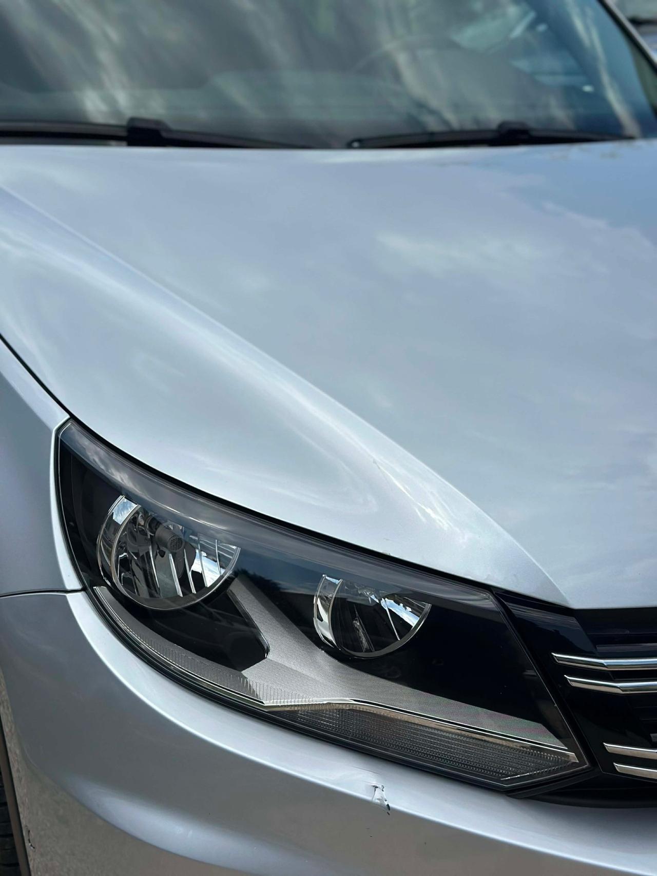 Volkswagen TIGUAN 2.0 TDI DPF 4MOTION SPORT & STYLE