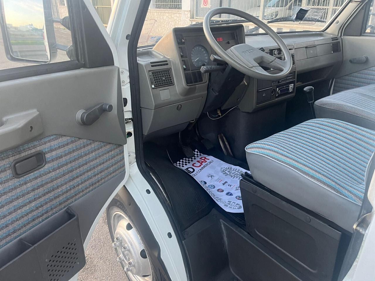 Iveco Daily 35-8 furgonatura cassa