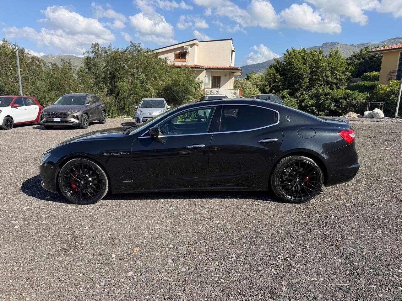 Maserati Ghibli V6 Diesel Nerissimo Edition