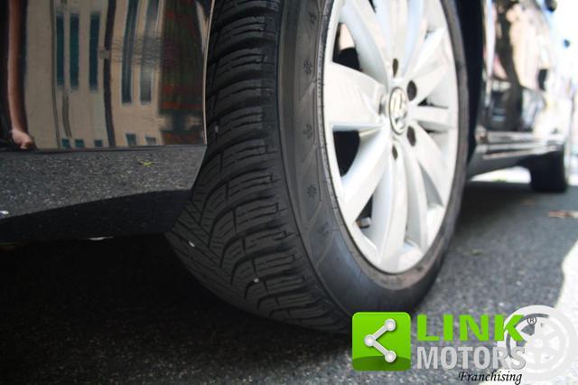 VOLKSWAGEN Passat Var. 2.0 TDI Highline Blue M.Tech.
