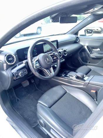 MERCEDES-BENZ A 180 d Automatic Sport i.e