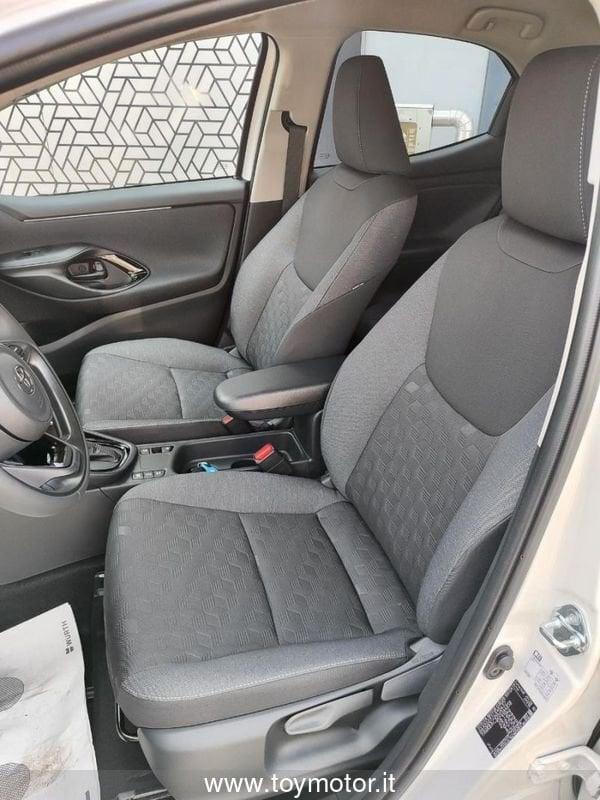 Toyota Yaris 4ª serie 1.5 Hybrid 5 porte Trend