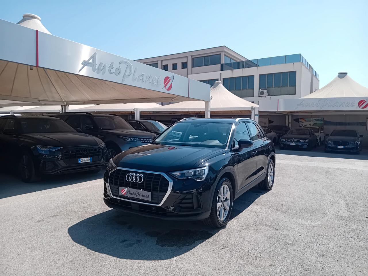 Audi Q3 35 TDI S tronic Business