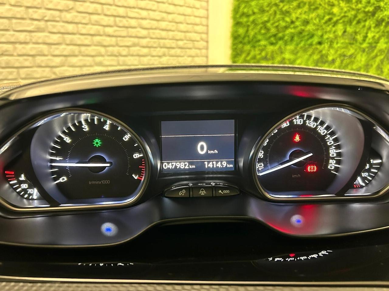 Peugeot 2008 PureTech 82 ETG5 S&S Allure