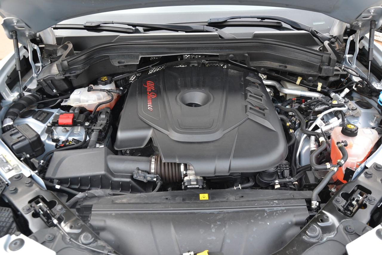 Alfa Romeo Stelvio 2.2 DIESEL 160CV AT8 UNIPRO' | PREZZO REALE SENZA VINCOLI | ITALIANA E FATTURABILE GARANZIA 12M!