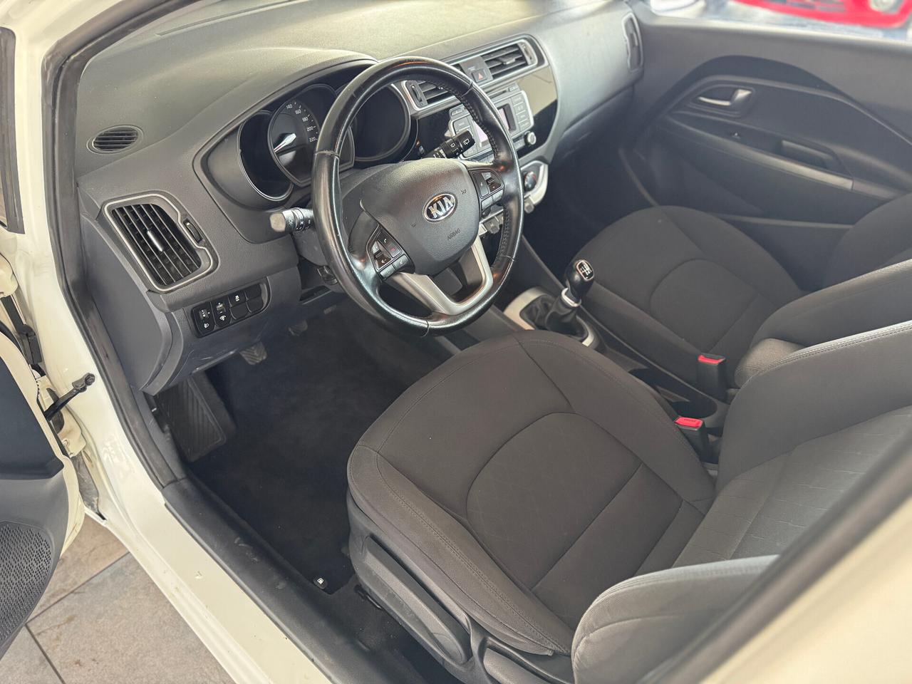Kia Rio 1.1 CRDi 5p. Cool
