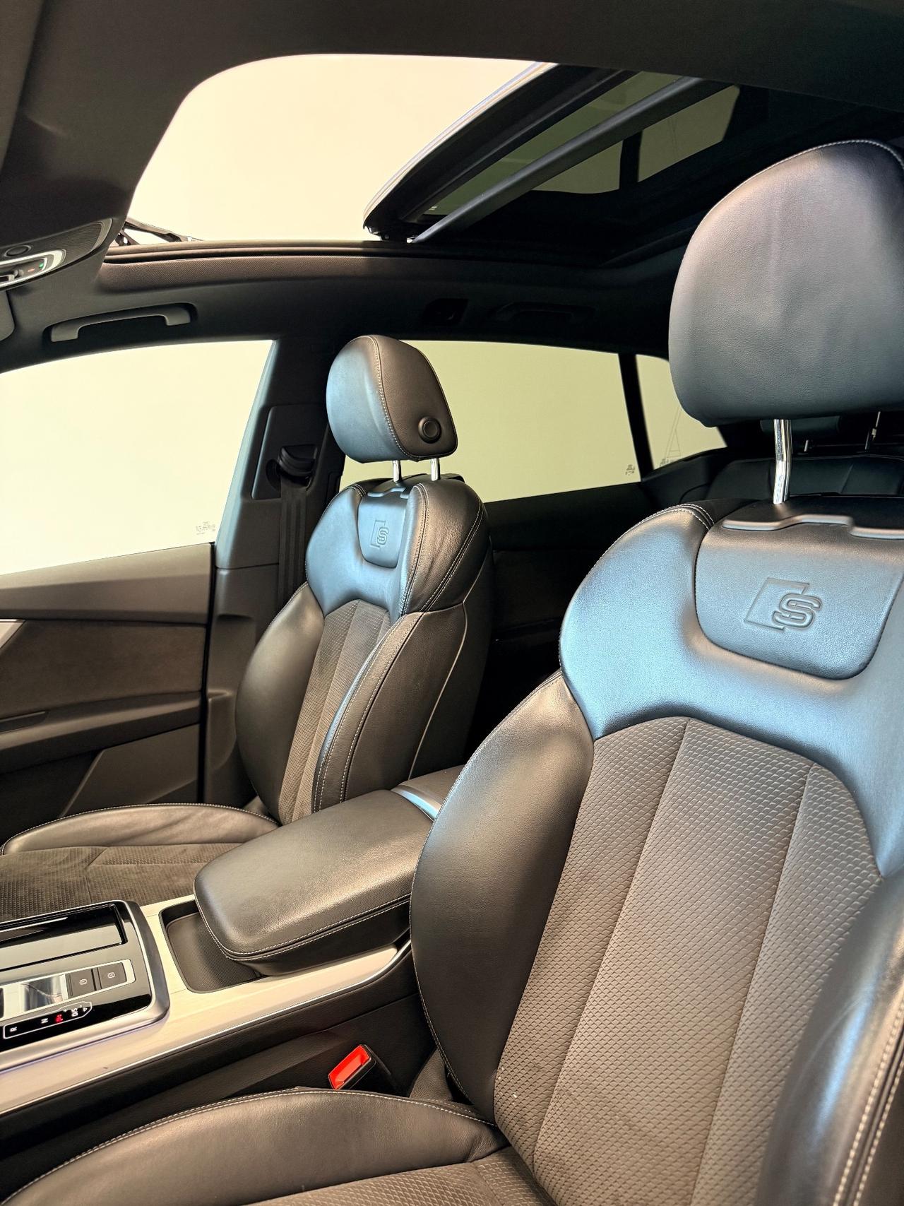 Audi Q8 50 TDI 286 CV mhev (diesel/elettrica) quattro Sport S.LINE,TETTO APRIBILE,LUCI SOFFUSE,TELECAMERA