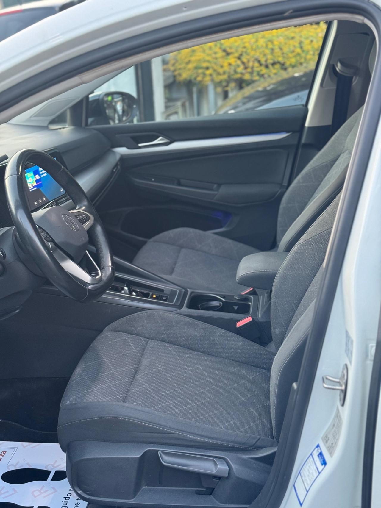Volkswagen Golf 1.5 TSI EVO ACT R-Line