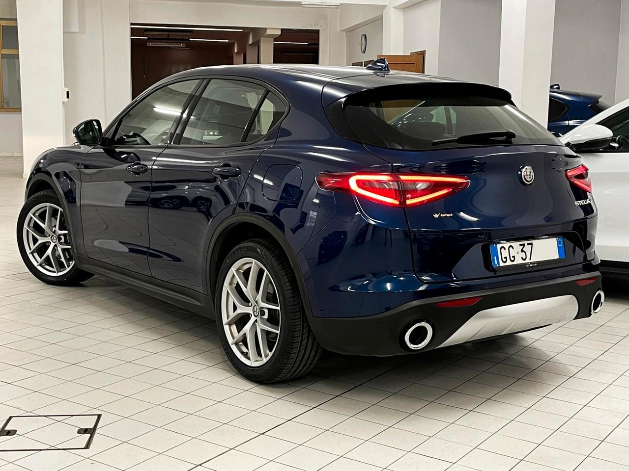 Alfa Romeo Stelvio 2.2 TD 190 CV EXECUTIVE CERCHI 20 PELLE TOTALE GOMME NUOVE RETROCAMERA PADDLE