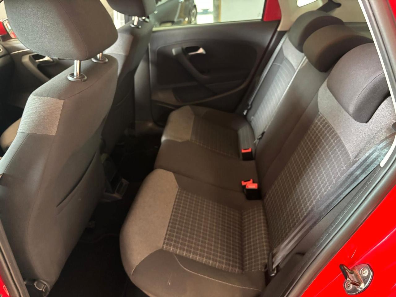 VOLKSWAGEN POLO ANNO 2018 BZ 1.2 ADATTA NEOPATENTATI KM 96 MILA