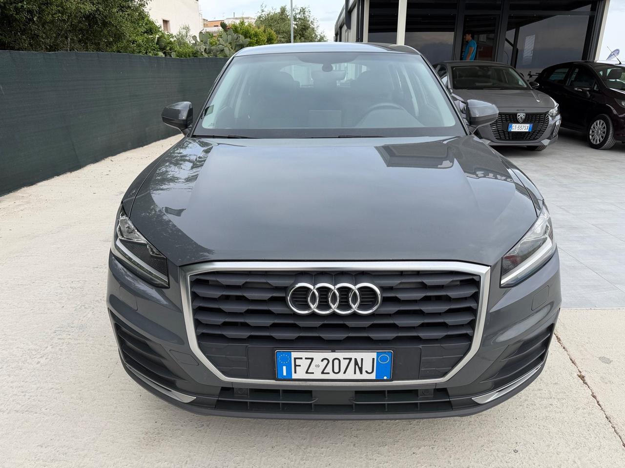 Audi Q2 30 TDI S tronic Identity Black