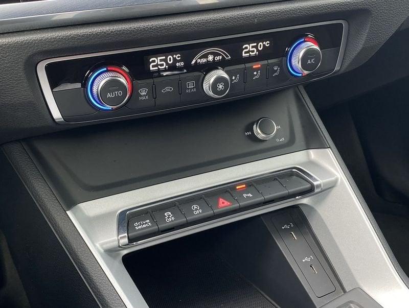 Audi Q3 SPB Business Plus 2.0 TDI 150CV S-Tronic 35