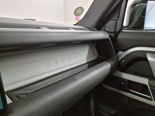 LAND ROVER Defender 90 3.0D I6 300 CV AWD Auto X-Dynamic HSE