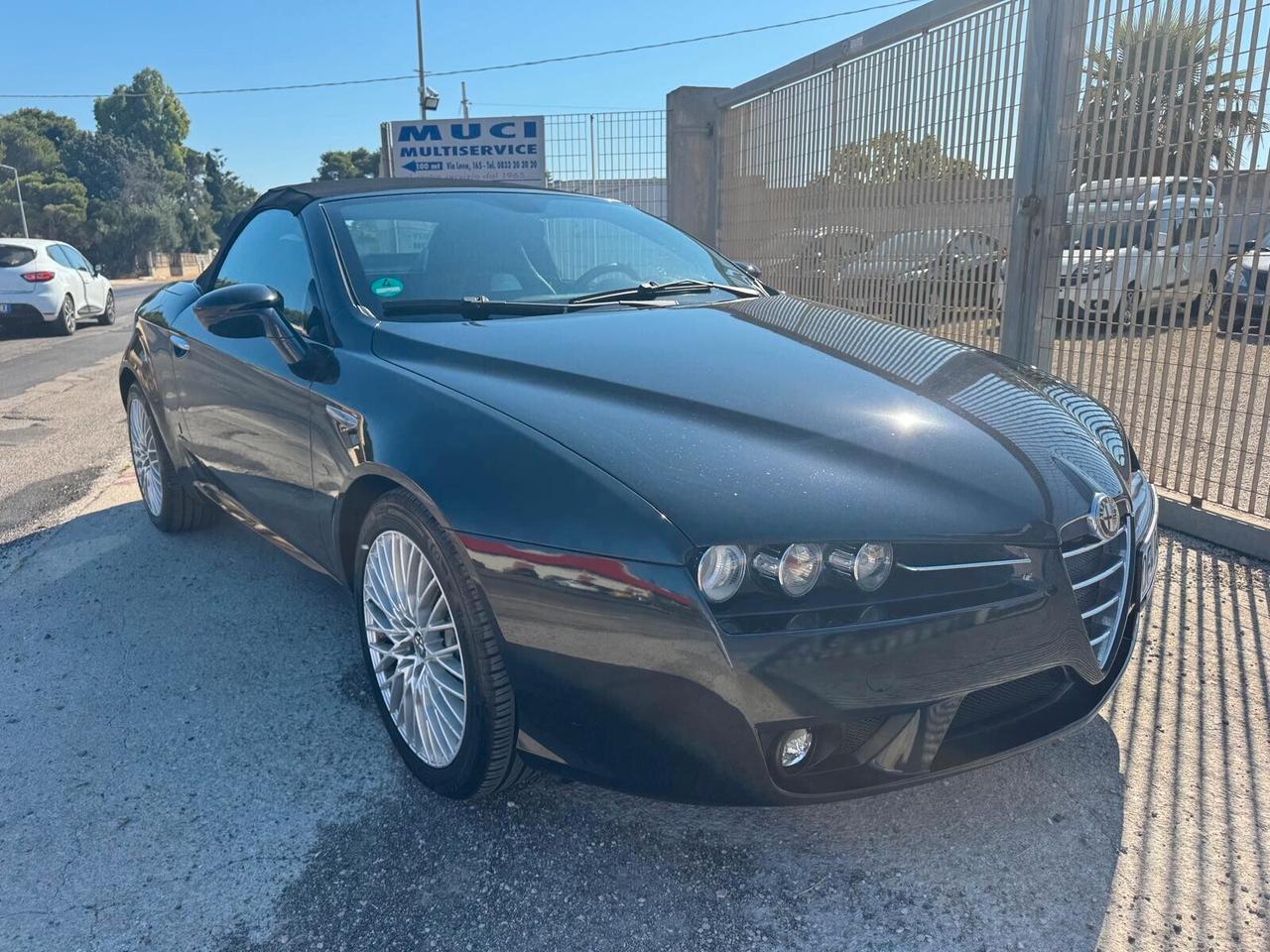 Alfa Romeo Spider 1750 TBi