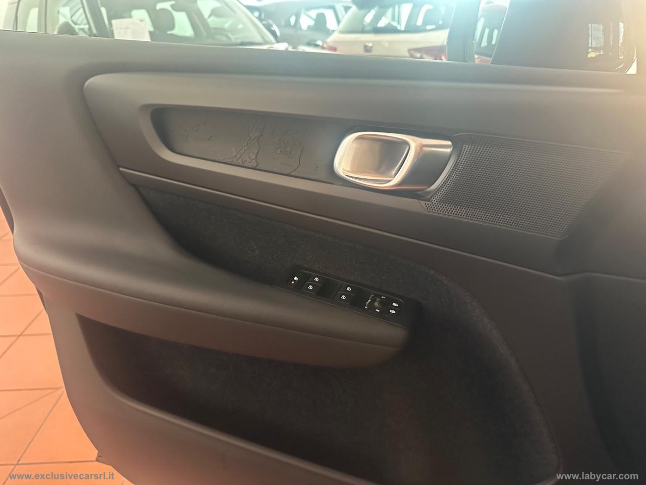 VOLVO XC40 D3 Business GANCIO TRAINO