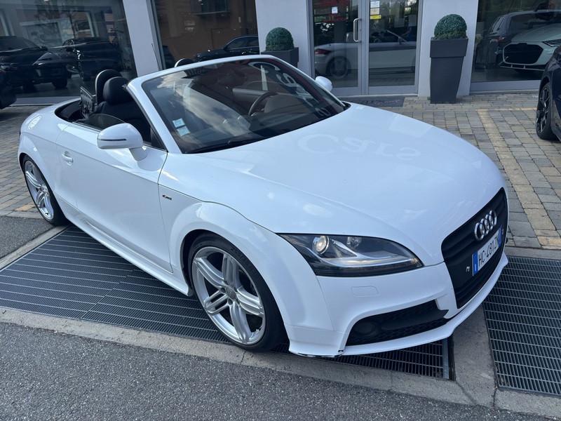 Audi TT Coupe Cabrio 1.8 S-line tfsi XENO-NAVI-19"