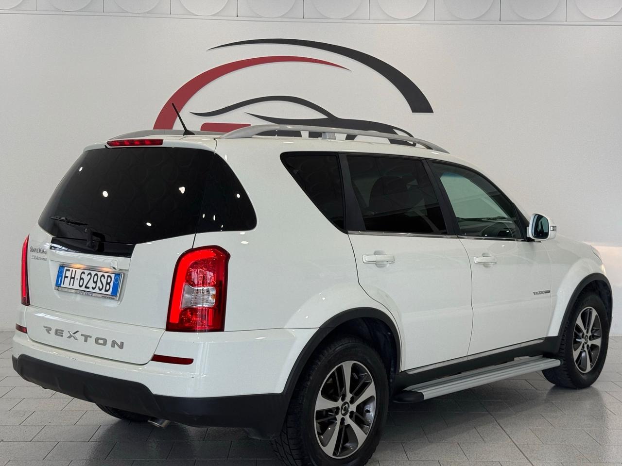 Ssangyong Rexton W 2.2 Diesel 4WD 7 POSTI