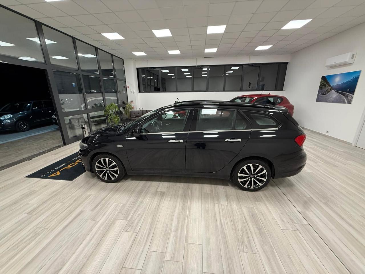 Fiat Tipo 1.6 Mjt S&S SW Lounge