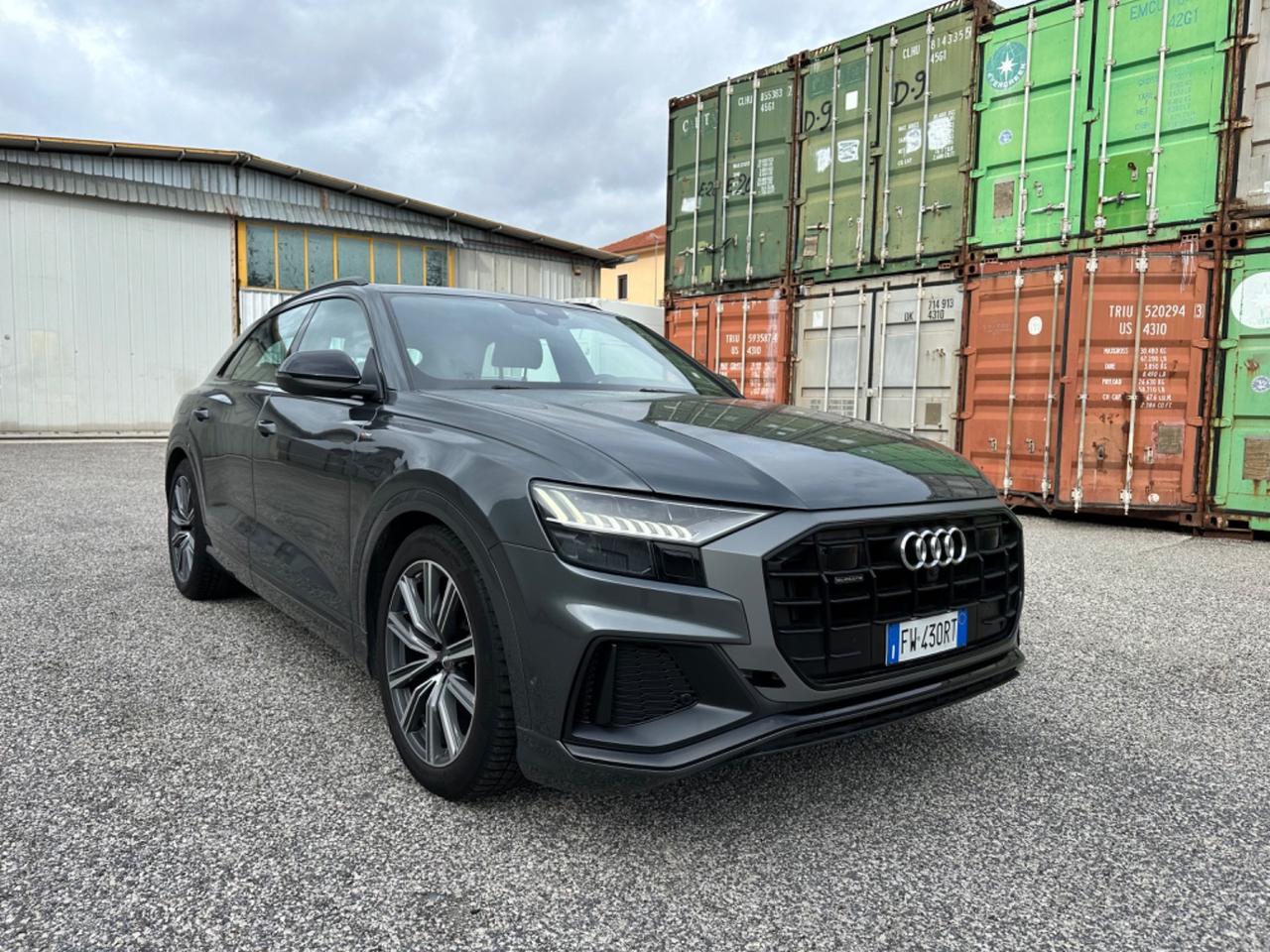 Audi Q8 45 TDI quattro tiptronic Sport tetto fari matrix