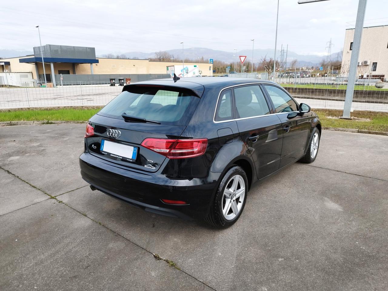 Audi A3 Sportback - 1.6 TDI - Neopatentati