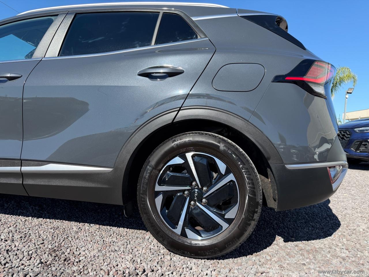 KIA Sportage 1.6 CRDi MHEV Style NAVI LED PELLE RETROCAMERA CARPLAY