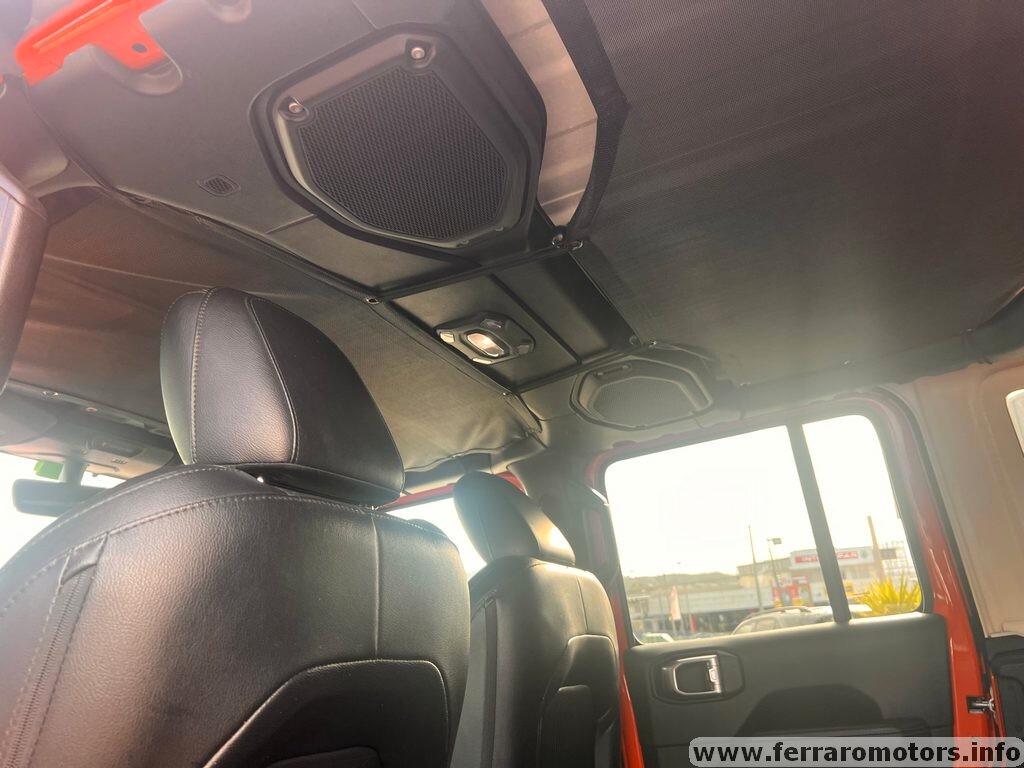 Jeep Wrangler Unlimited 2.2 Mjt II Sahara tua a soli 409 euro al mese senza anticipo