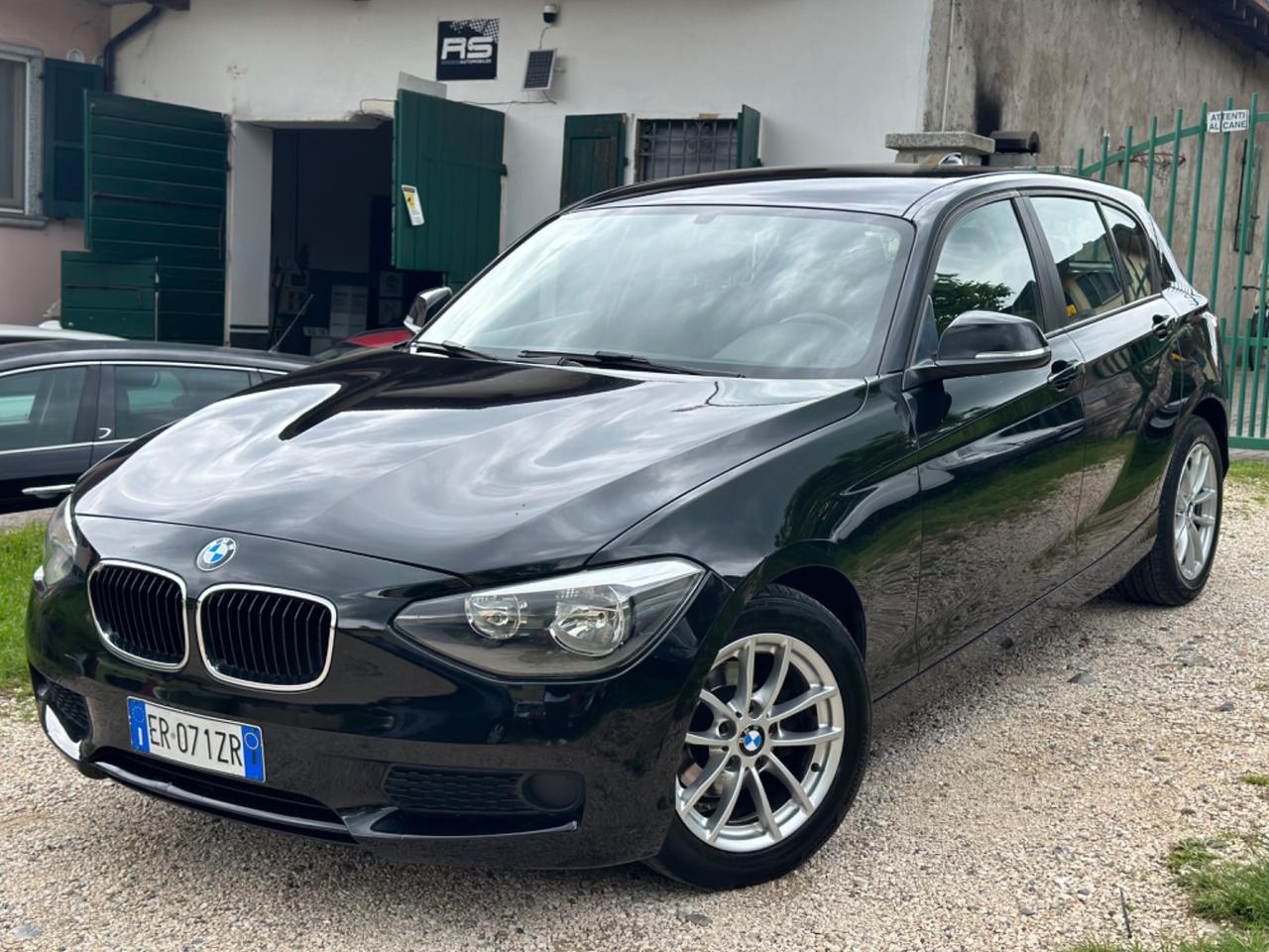 Bmw 116d 5p. URBAN GARANZ UNICOPR KMCERT EU5B